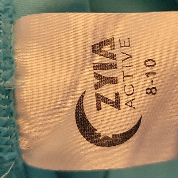 ZYIA ACTIVE robin's egg blue leggings in size 8 - 10. Capri length. Great cond. - Picture 6 of 7
